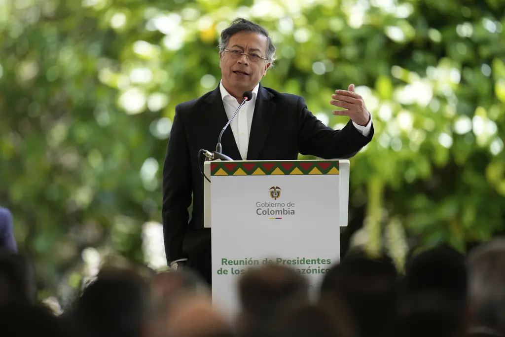 Gobierno colombiano presenta nueva reforma tributaria