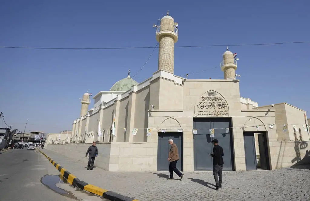 Irak reconstruye patrimonio cultural devastado por el Estado Islámico