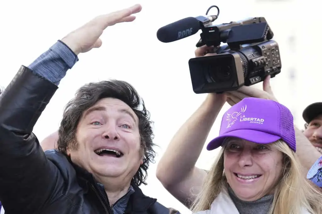 Javier Milei denuncia trama de corrupción en compra de medicamentos