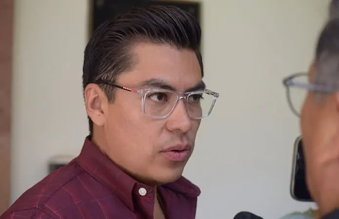 Justifica Badillo falta de transparencia en gastos