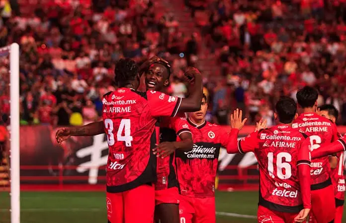 Xolos golearon a los Rayos 3-0
