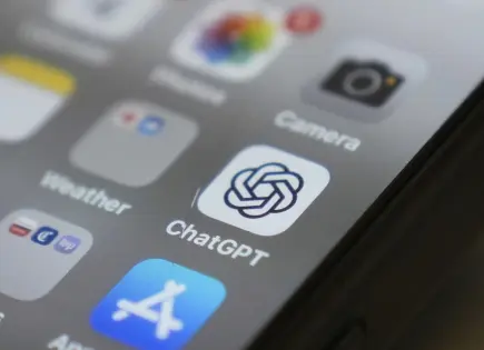 OpenAI y Meta adaptan chatbots para asistir a adolescentes en crisis emocionales