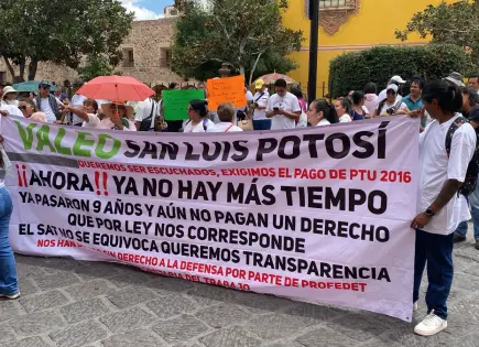 Video | Bloquean calles del centro por manifestación