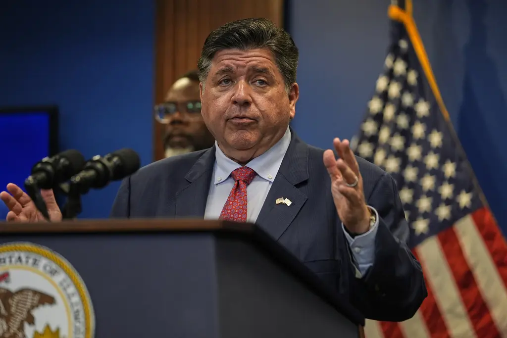 Chicago se prepara para la llegada de soldados de la Guardia Nacional y agentes de inmigración