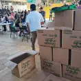 Continúa la entrega de apoyos escolares