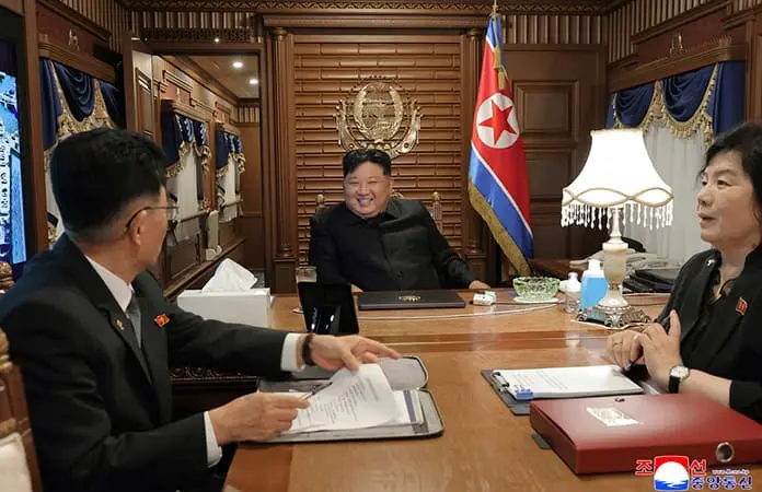 Líder norcoreano, asistirá a desfile Putin y Xi Jinping