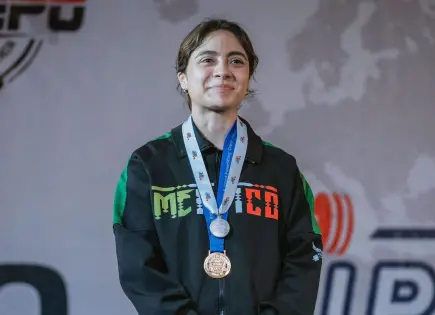 Potosina conquista medalla en mundial de Powerlifting en Costa Rica