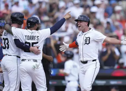 Tigres de Detroit vencen a los Mets de Nueva York en emocionante partido de béisbol