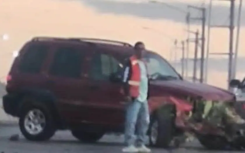 Aparatoso choque en Circuito Potosí; no hay lesionados