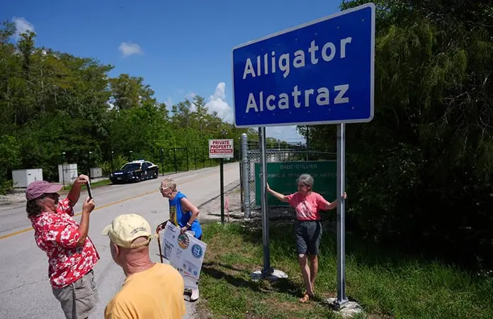 Suspenden orden de cerrar “Alcatraz de los Caimanes”