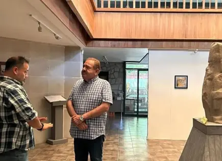 Visita titular de Cultura el museo Tamuantzán