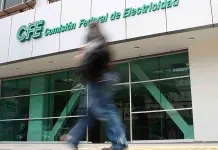 FGR y UIF investigan fraude contra la CFE; sería por más de mil mdp FGR y UIF investigan fraude contra la CFE; sería por más de mil mdp