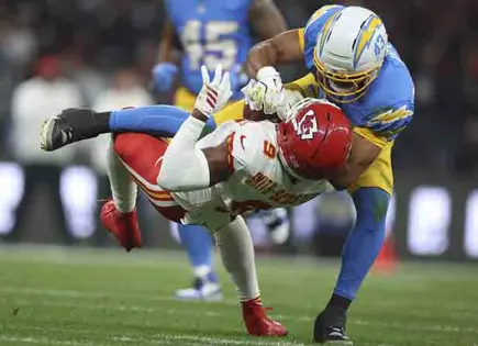 Derriban a los Chiefs