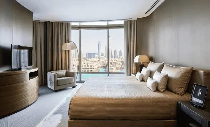 El legado hotelero de Giorgio Armani: lujo en Dubái y elegancia en Milán