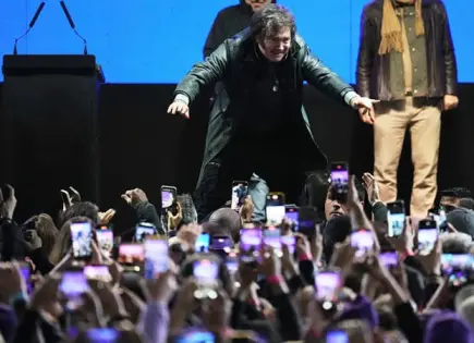 Encara Milei elección trascendental en Argentina