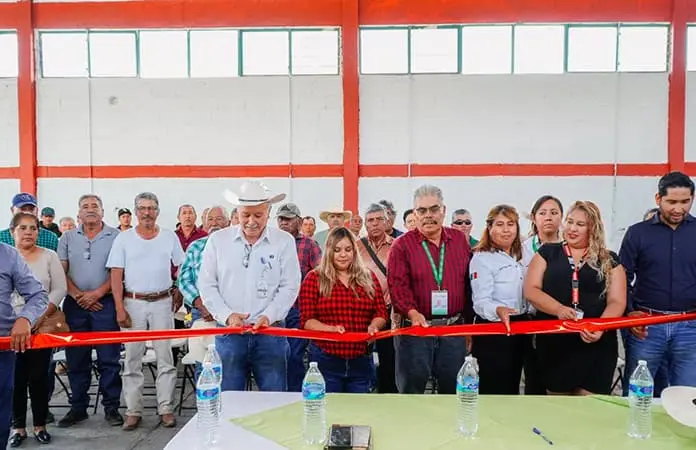 Inauguran Centro de Atención Agraria