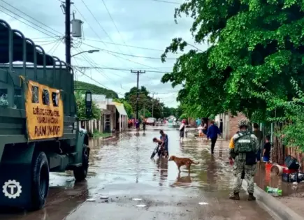 Tormenta tropical Lorena desplaza a más de 250 personas en el norte de Sinaloa