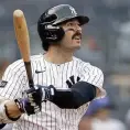 Bellinger ayuda en triunfo de Yankees