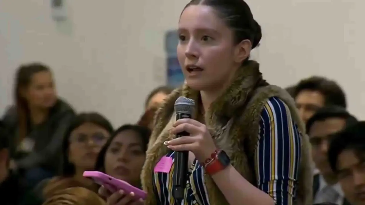 Noroña, cuestionado en el Senado