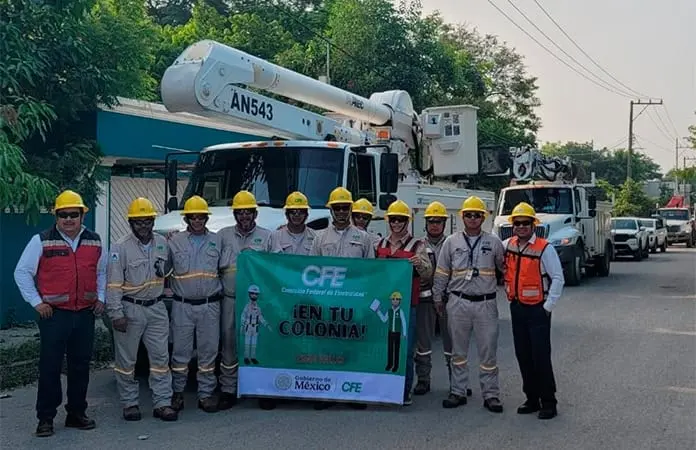 Insólito, CFE aplica programa en colonias