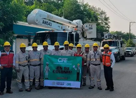 Insólito, CFE aplica programa en colonias