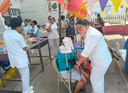 Realiza ISSSTE Feria de Salud