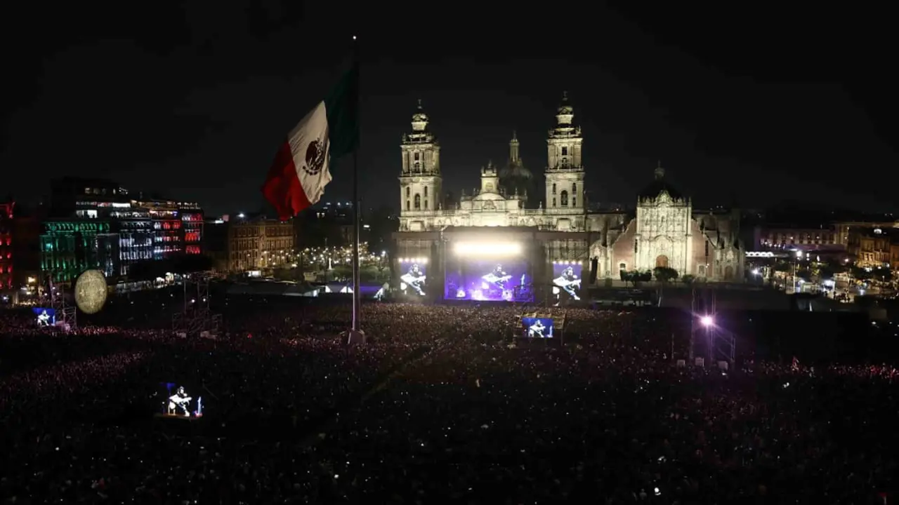 Residente en concierto en el Zócalo