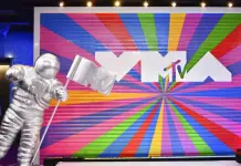 Famosos deslumbran en la alfombra roja de los MTV Video Music Awards 2025