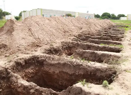 Descubren 14 cuerpos no identificados en Fosa Común de Culiacán