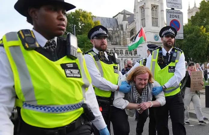 Arrestan a simpatizantes de Palestina Action