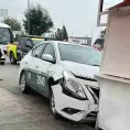 Camioneta causa accidente frente a Terminal Terrestre