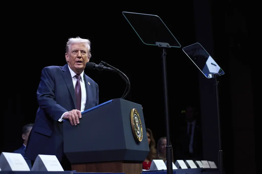 Demócratas publican carta sugestiva a Epstein atribuida a Trump