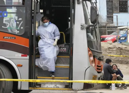 Gobierno de Perú enfrenta ola de violencia en transporte público