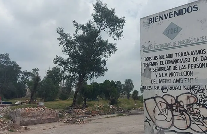 Industria abandonada se vuelve un peligro