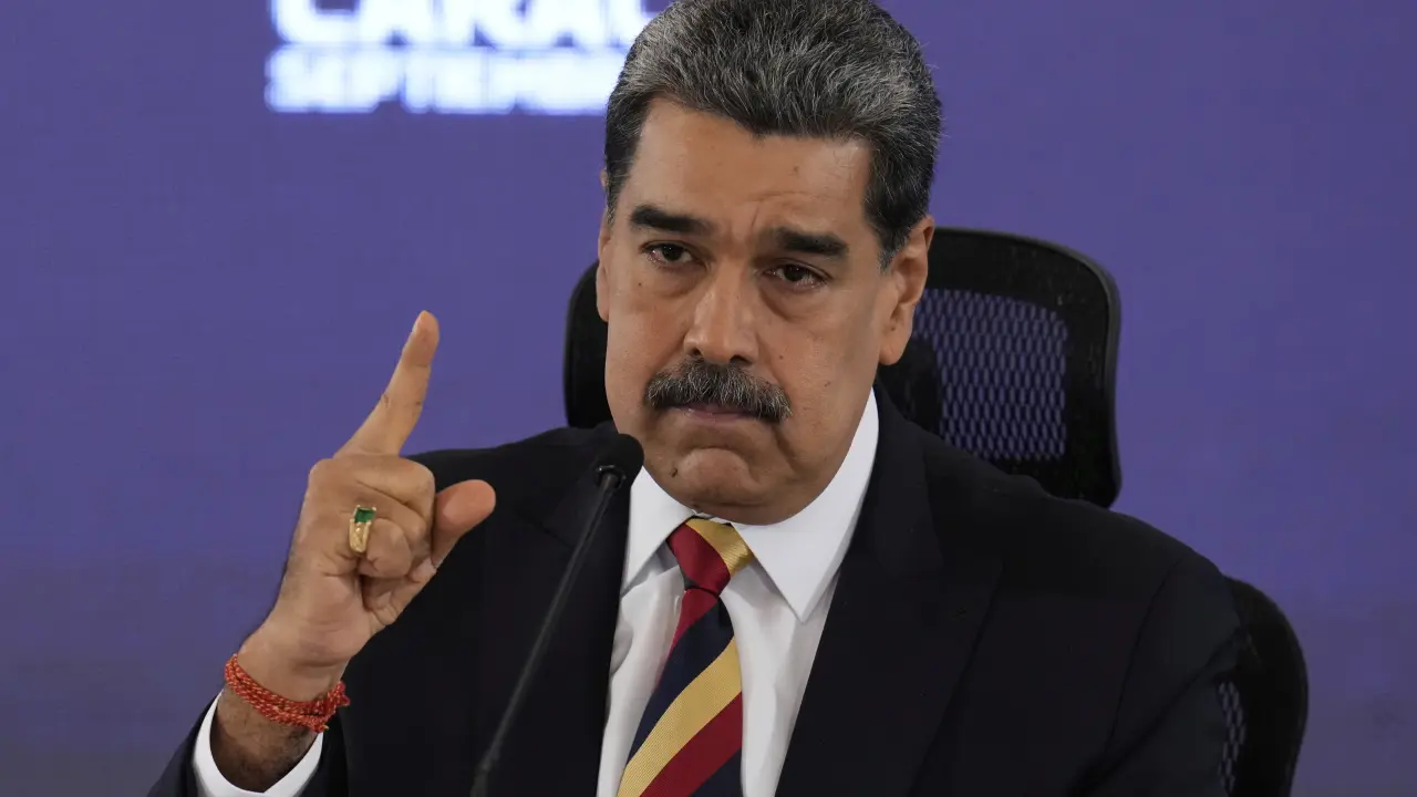 Maduro adelanta Navidad en Venezuela al 1 de octubre