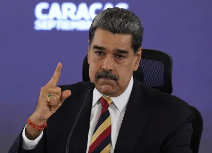 Maduro adelanta Navidad en Venezuela al 1 de octubre