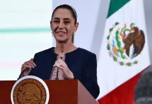 Aparte de espurio, es entreguista y vendepatrias, dice Sheinbaum a Calder&oacute;n