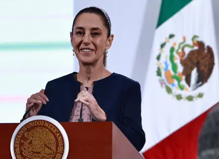 Aparte de espurio, es entreguista y vendepatrias, dice Sheinbaum a Calderón
