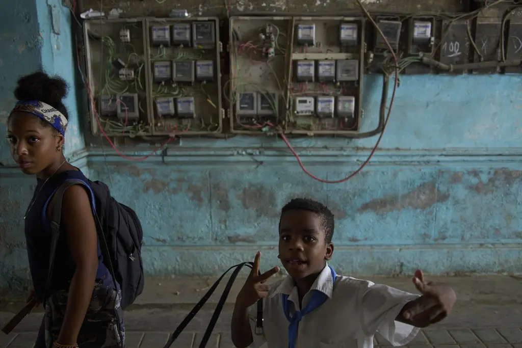 Cuba enfrenta corte de electricidad a nivel nacional