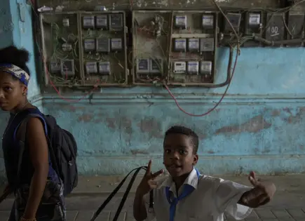 Cuba enfrenta corte de electricidad a nivel nacional