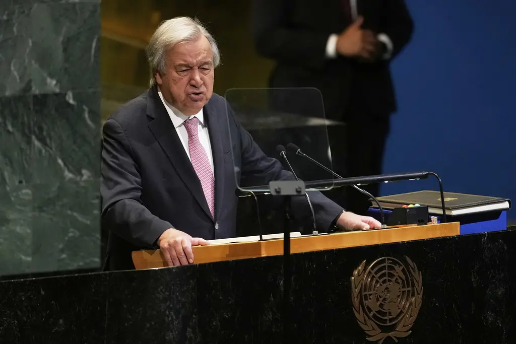 Guterres alerta sobre impacto de gastos militares en desarrollo global