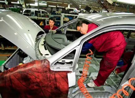 AMIA respalda arancel del 50% a importación de autos chinos