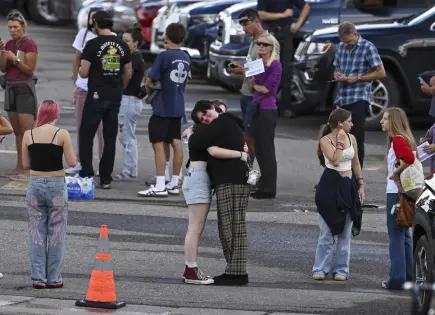 Estudiante radicalizado hiere a dos en escuela de Colorado