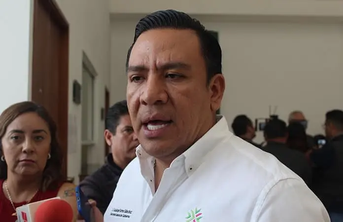 Federación no litiga contra Estado: Torres