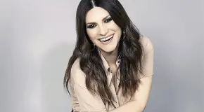 Laura Pausini ofreci&oacute; concierto en M&eacute;xico con gran afluencia