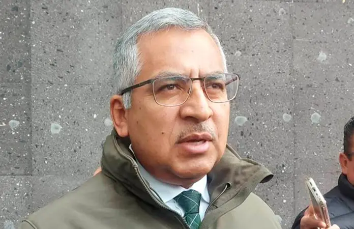 Ruiz Contreras acepta anulación de su magistratura