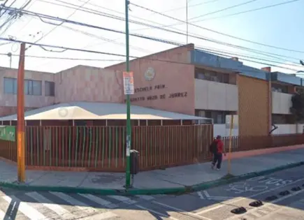 Defenderá SEGE a maestra suspendida tras caso de bullying