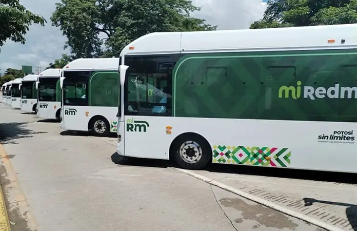 Arranca sistema de transporte MetroRed