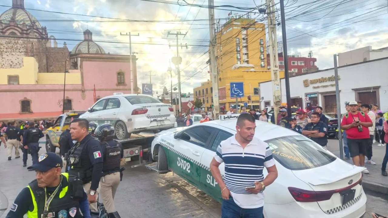 Dos taxistas detenidos tras pelea en pleno centro histórico