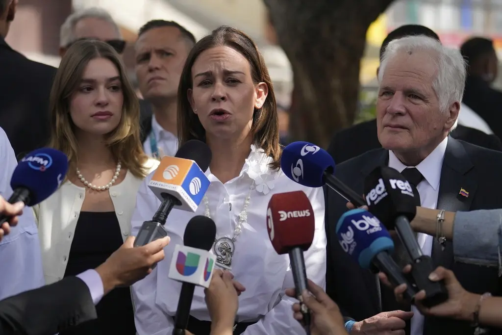 Esposa de precandidato colombiano asesinado: Que la muerte de Miguel no sea en vano